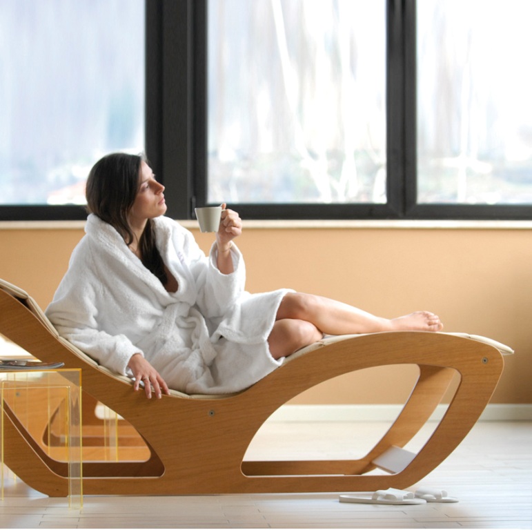 Шезлонг «CHAISE LONGUE»